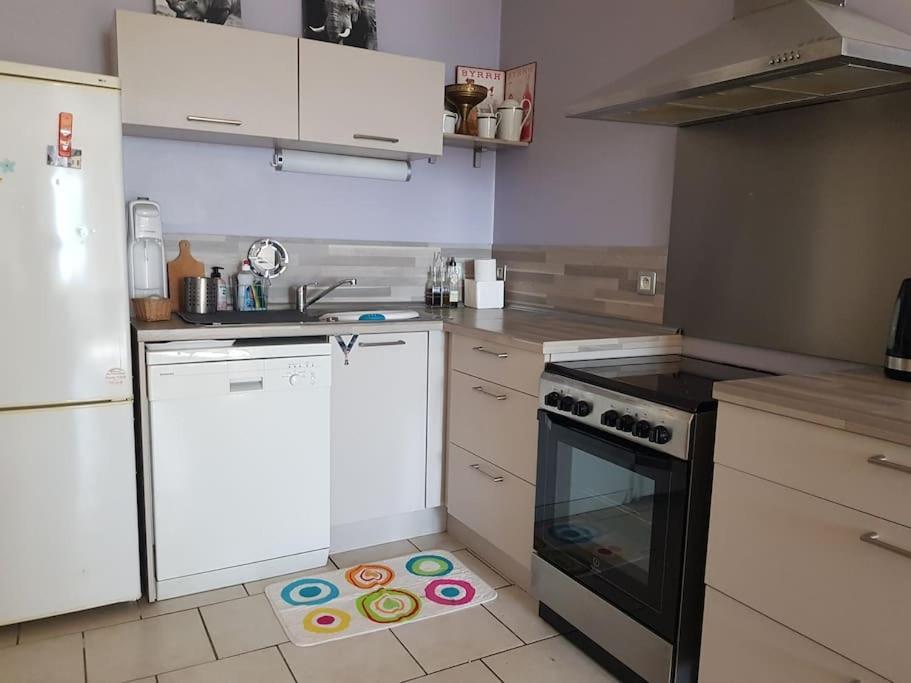 Appartement Rdc Avec Terrasse Epinac-les-Mines 外观 照片